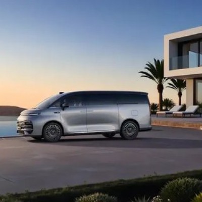 31.98万元起 “AI全场景家庭旗舰MPV”吉利银河V900开启预售